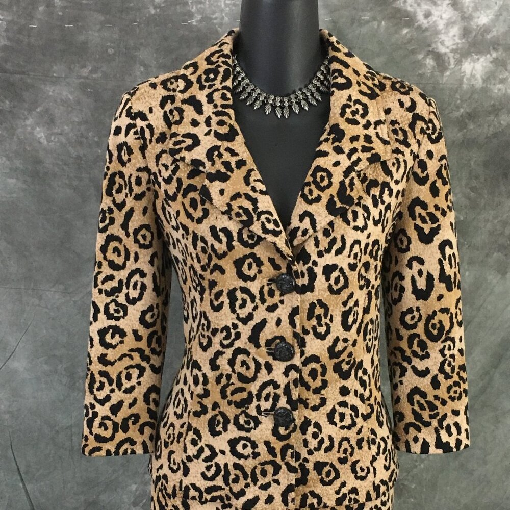 BEAUTIFUL St John collection knit black beige multi jacket skirt suit size 4 - Picture 4 of 9